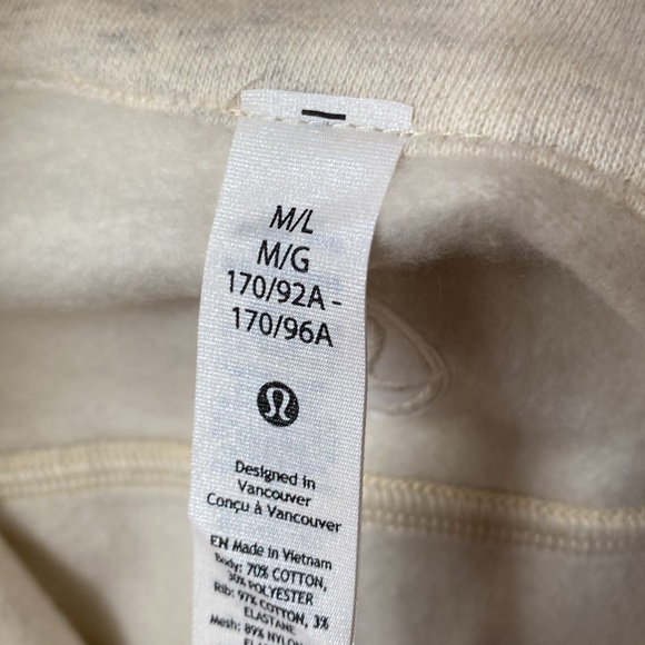 ❤️ Lululemon Scuba Oversized Funnel Neck in Heathered Bone / Gold NWT - Picture 7 of 12